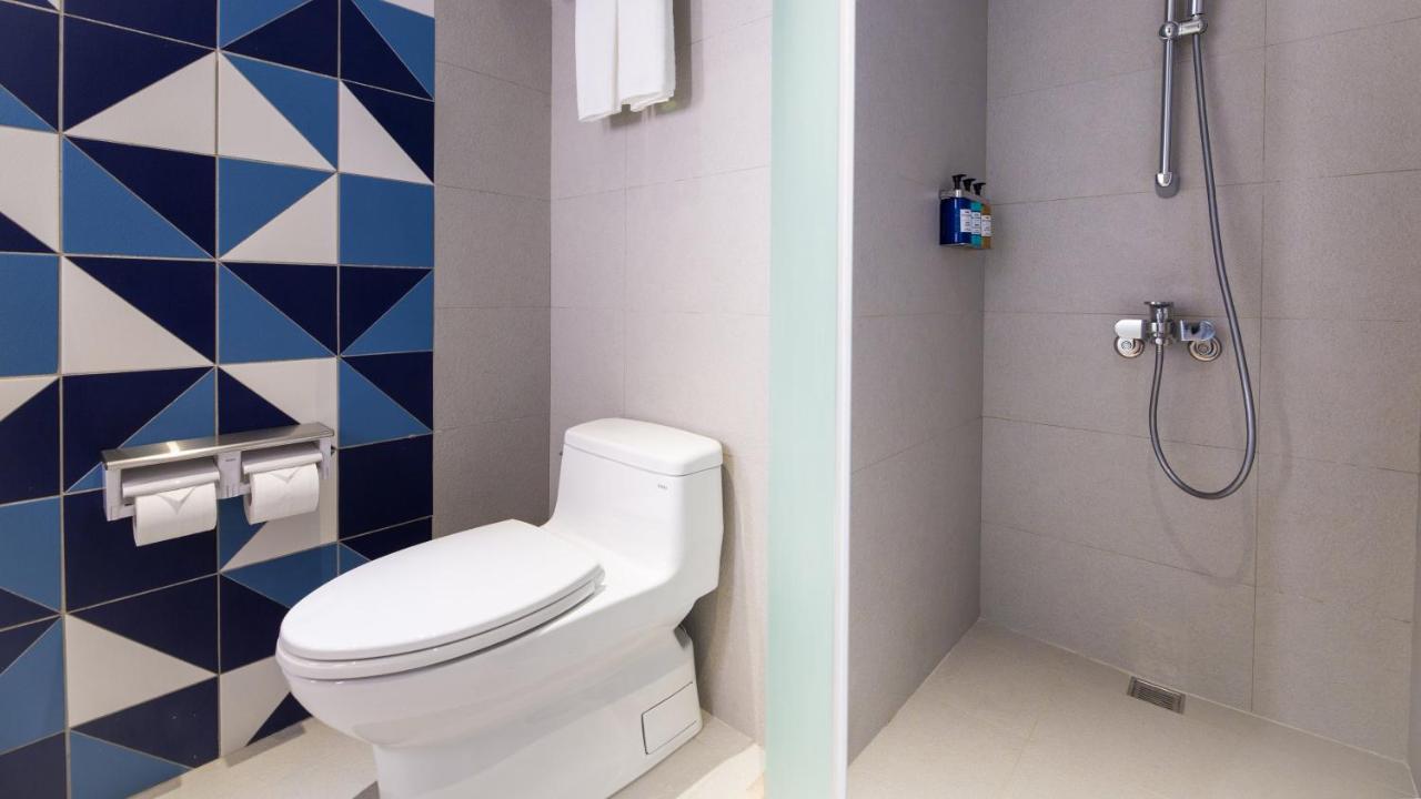 Holiday Inn Express Taichung Fengchia By Ihg מראה חיצוני תמונה