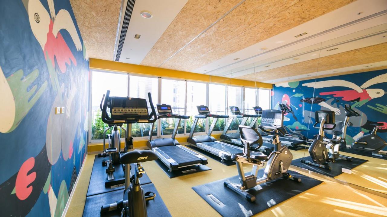 Holiday Inn Express Taichung Fengchia By Ihg מראה חיצוני תמונה