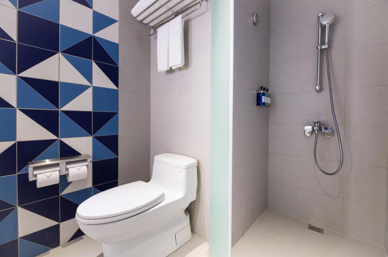 Holiday Inn Express Taichung Fengchia By Ihg מראה חיצוני תמונה
