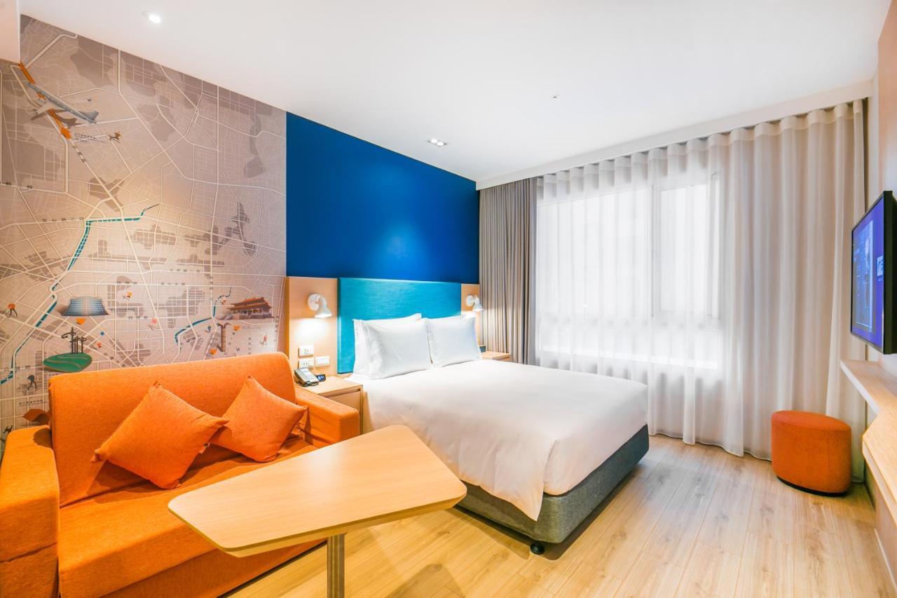 Holiday Inn Express Taichung Fengchia By Ihg מראה חיצוני תמונה