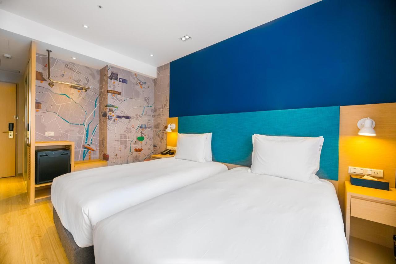 Holiday Inn Express Taichung Fengchia By Ihg מראה חיצוני תמונה