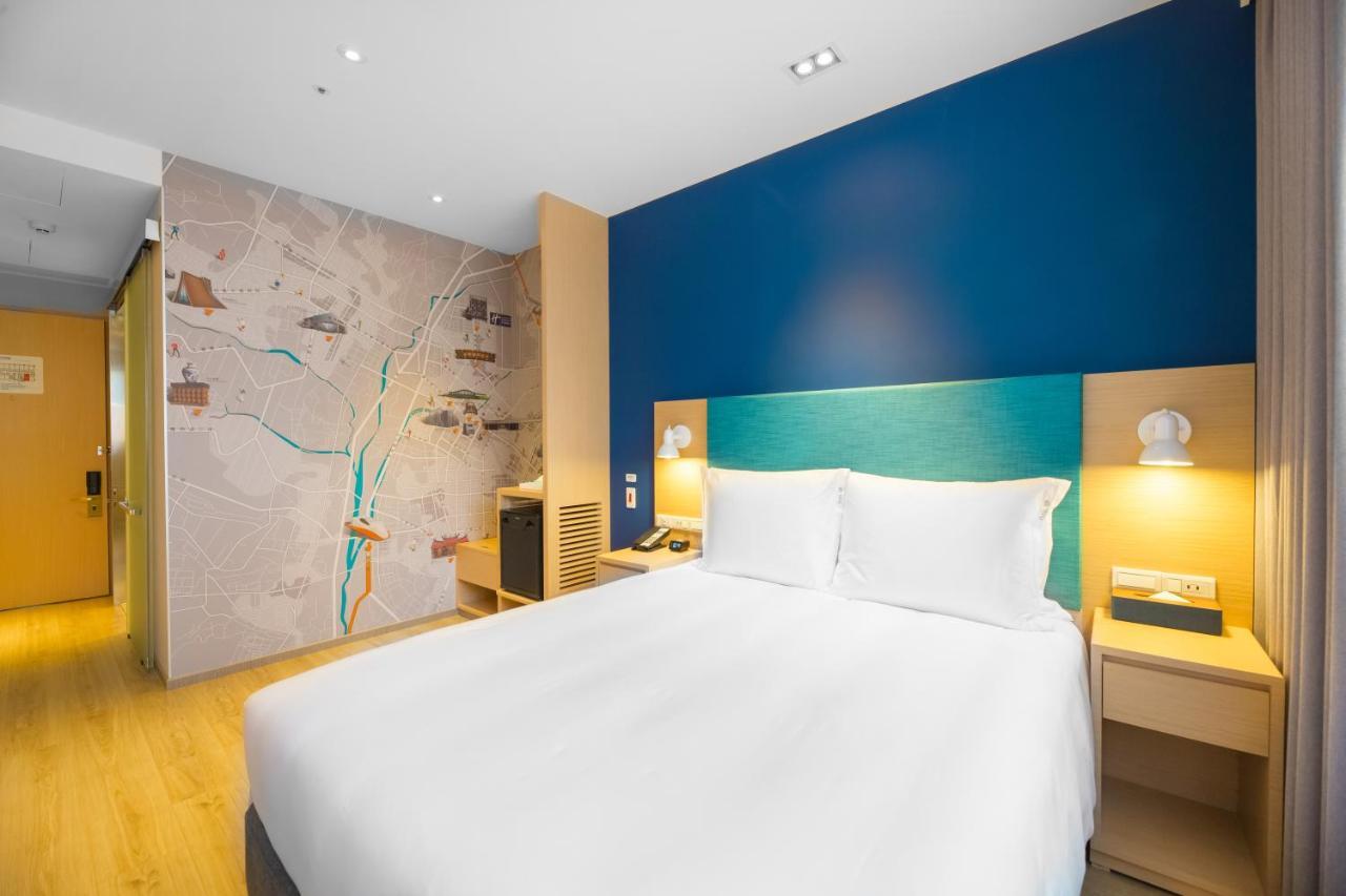 Holiday Inn Express Taichung Fengchia By Ihg מראה חיצוני תמונה